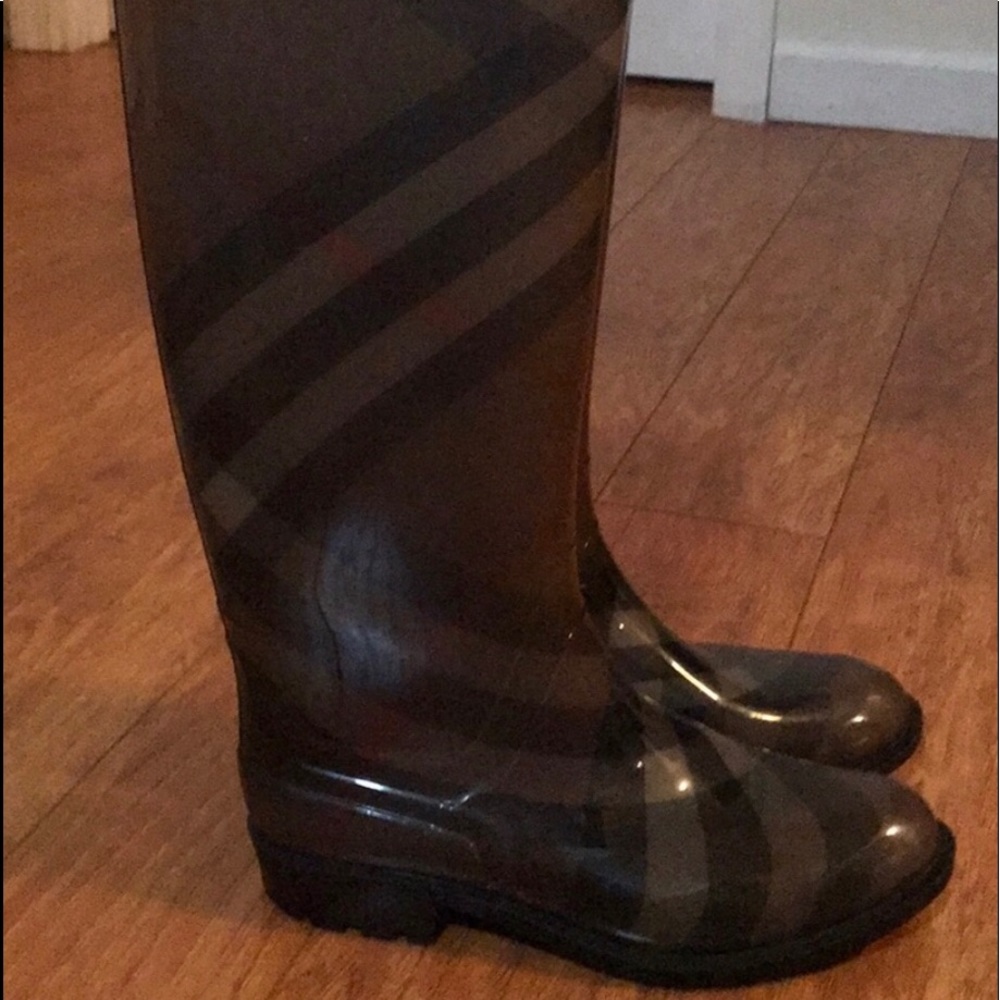 Authentic Burberry Brown Nova Check Rain Boots